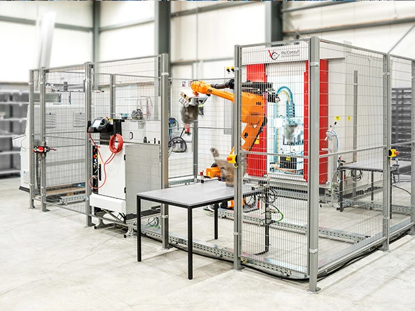 The outside of the working robot is equipped with aluminum profiles robot fences